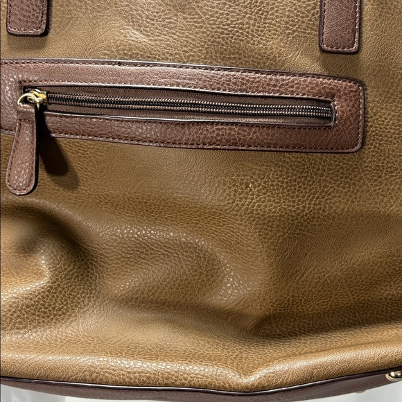 Michael Kors Brown Leather Tote with Gold Accents (replica) - Picture 6 of 14